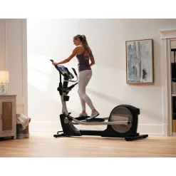 NordicTrack Crosstrainer SE7i (2021) (Ausstellungsstück)